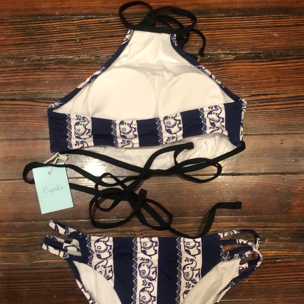 Elephant Bikini - Picture 3 of 4